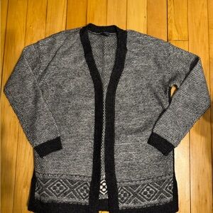 GAP Women's Black and Gray Cardigan